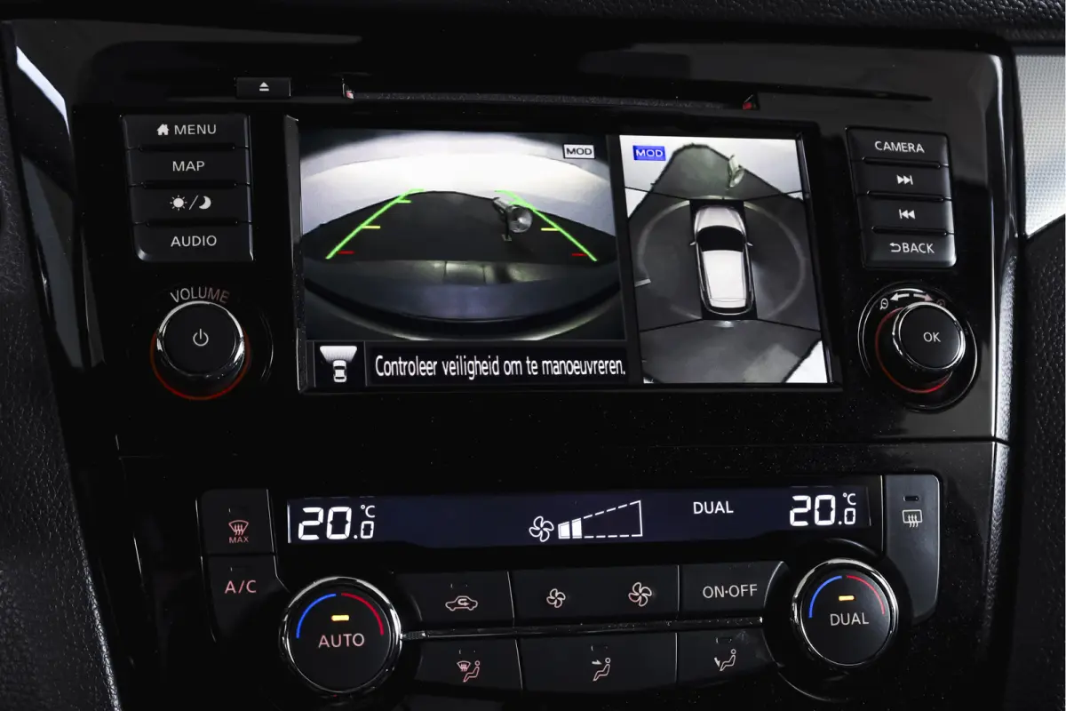 1.3 DIG-T 158 PK Premium Edition - Automaat | Trekhaak | Pano | Leder | Cruise | Elek. stoel | 360 Camera | NAV | ECC | LM 19" |