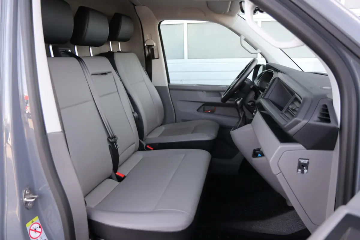 2.0 TDI 150pk DSG L2H1 30 Highline | Black Style | LED Koplampen | App Connect Navigatie | Adaptive Cruise | Achteruitrijcamera