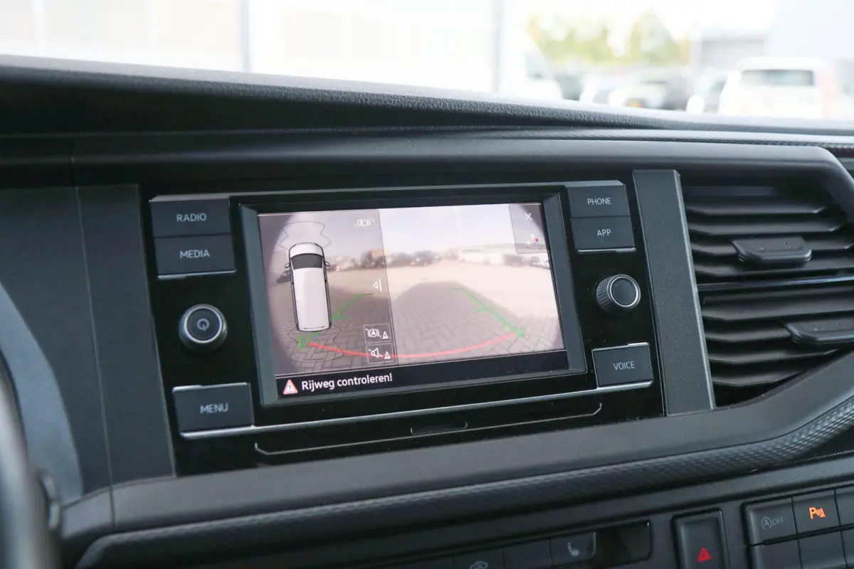 2.0 TDI 150pk DSG L2H1 30 Highline | Black Style | LED Koplampen | App Connect Navigatie | Adaptive Cruise | Achteruitrijcamera