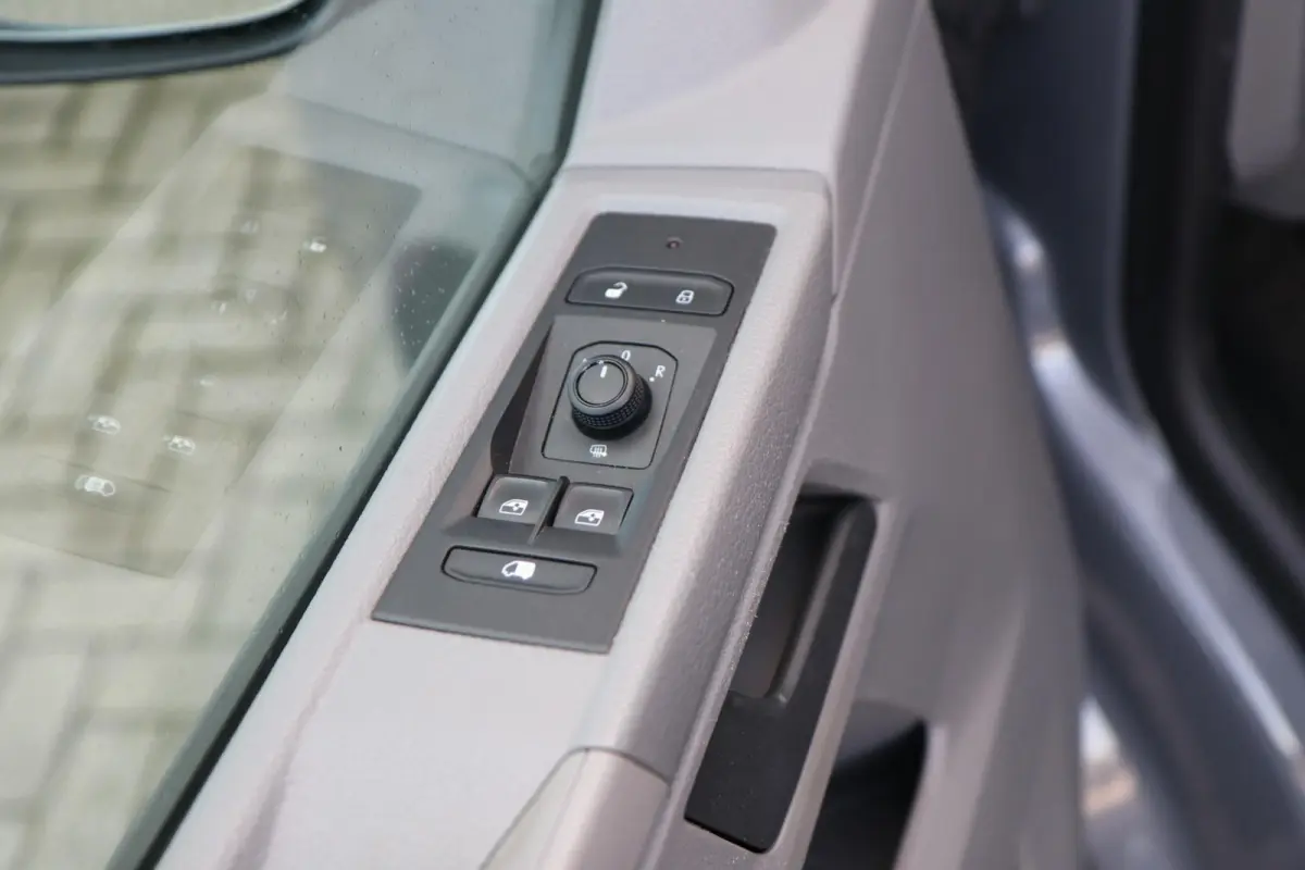 2.0 TDI 150pk DSG L2H1 30 Highline | Black Style | LED Koplampen | App Connect Navigatie | Adaptive Cruise | Achteruitrijcamera