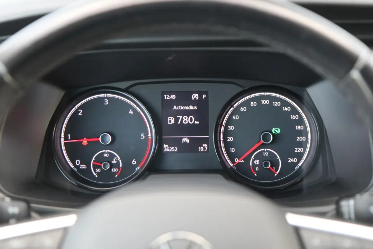2.0 TDI 150pk DSG L2H1 30 Highline | Black Style | LED Koplampen | App Connect Navigatie | Adaptive Cruise | Achteruitrijcamera