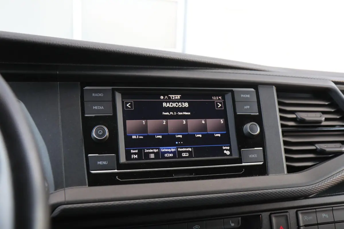 2.0 TDI 150pk DSG L2H1 30 Highline | Black Style | LED Koplampen | App Connect Navigatie | Adaptive Cruise | Achteruitrijcamera