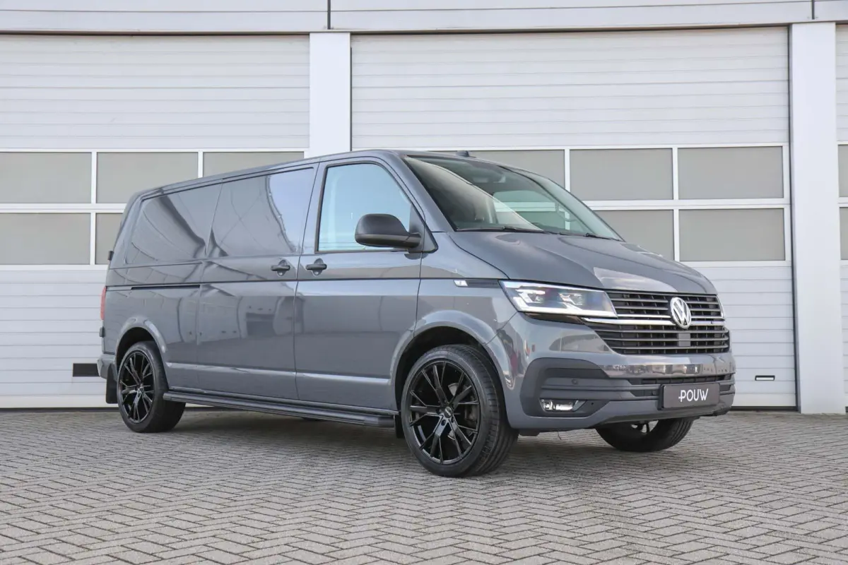 2.0 TDI 150pk DSG L2H1 30 Highline | Black Style | LED Koplampen | App Connect Navigatie | Adaptive Cruise | Achteruitrijcamera