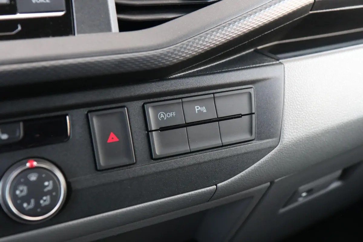 2.0 TDI 150pk DSG L2H1 30 Highline | Black Style | LED Koplampen | App Connect Navigatie | Adaptive Cruise | Achteruitrijcamera