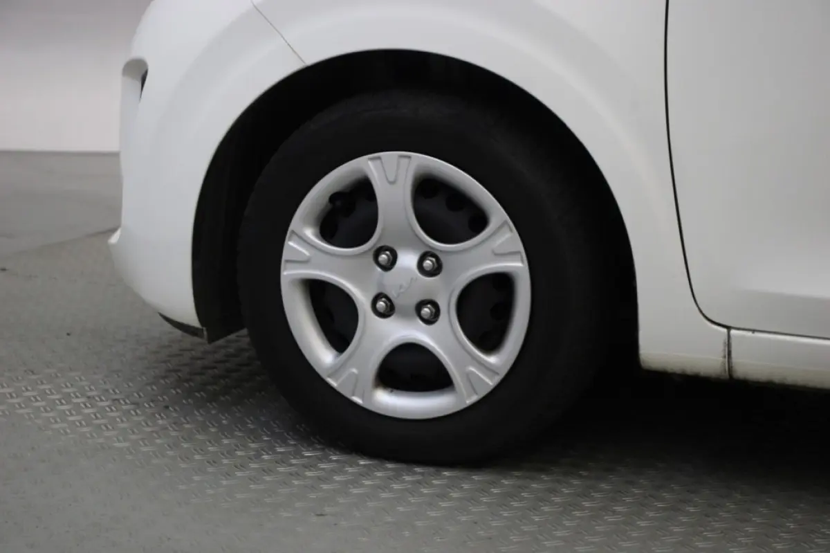 1.0 DPI ComfortLine 5 Deurs - Airco, Cruise