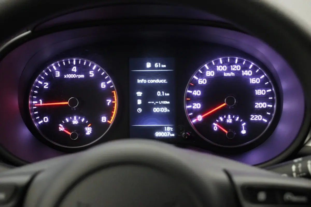 1.0 DPI ComfortLine 5 Deurs - Airco, Cruise