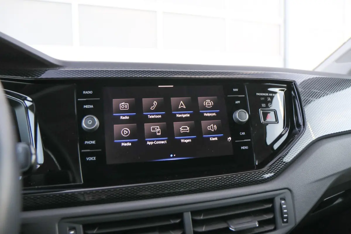 1.0 TSI 95pk Life | Navigatie | App Connect | Cruise Control