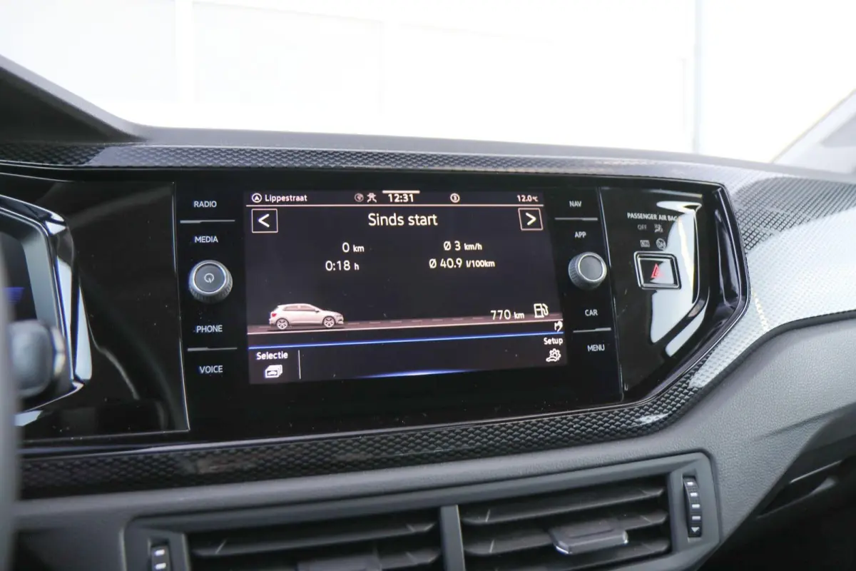 1.0 TSI 95pk Life | Navigatie | App Connect | Cruise Control