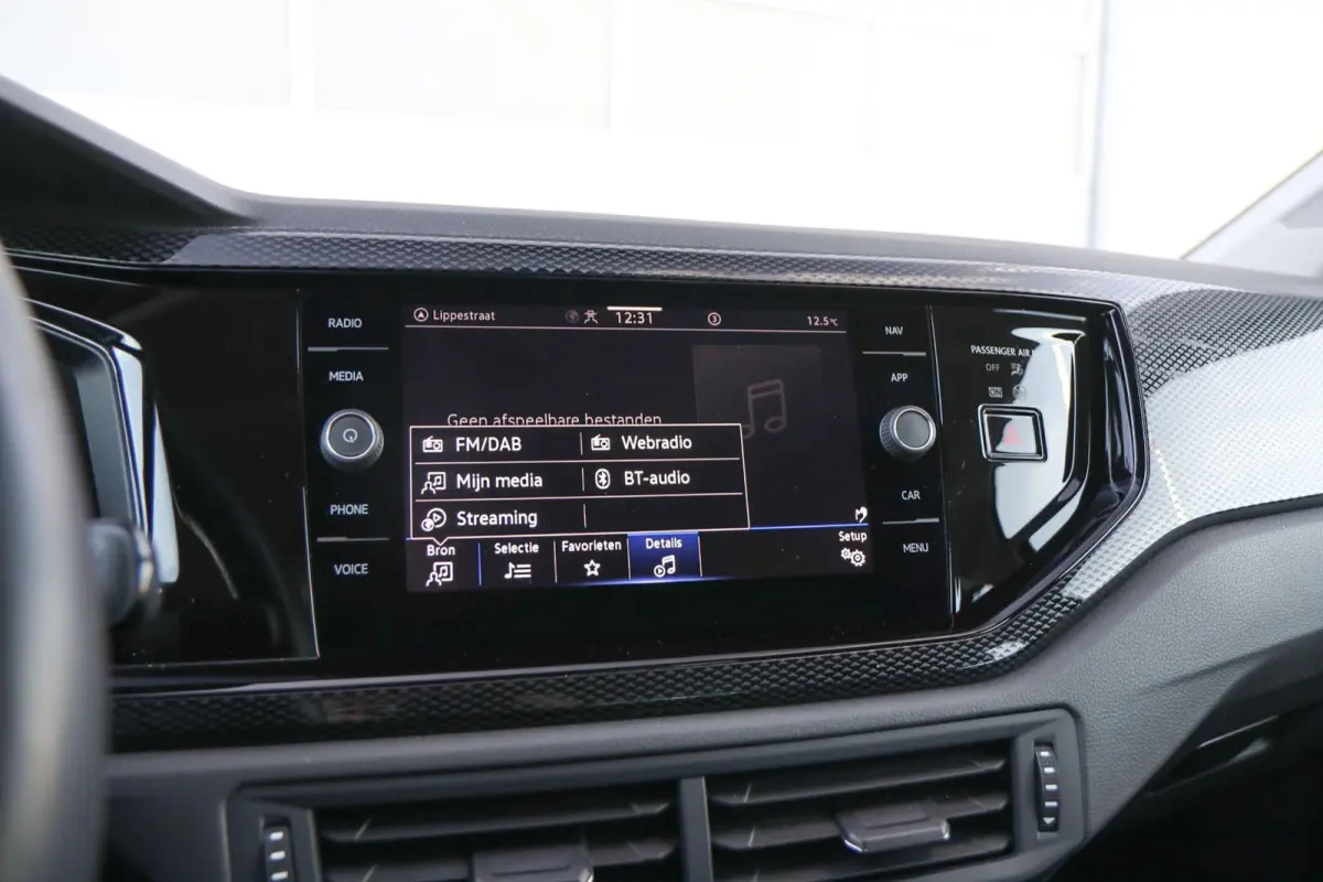 1.0 TSI 95pk Life | Navigatie | App Connect | Cruise Control