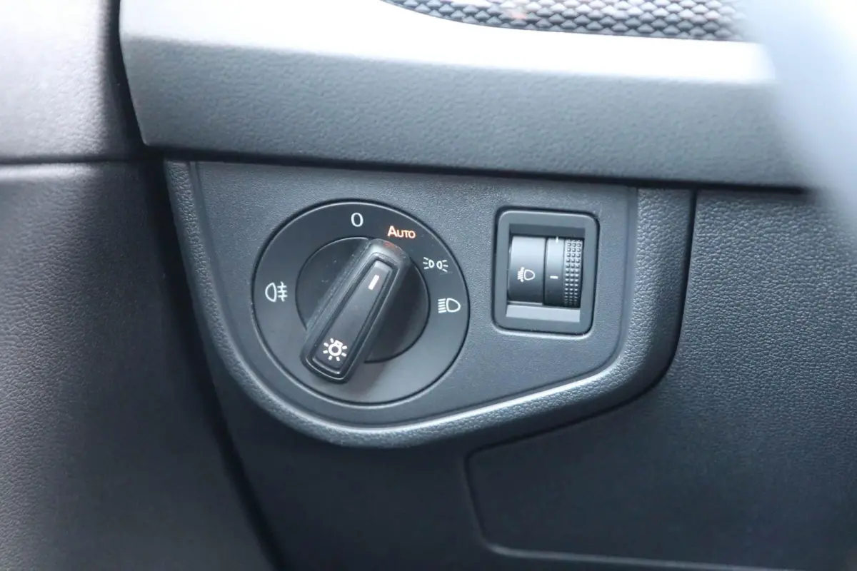 1.0 TSI 95pk Life | Navigatie | App Connect | Cruise Control