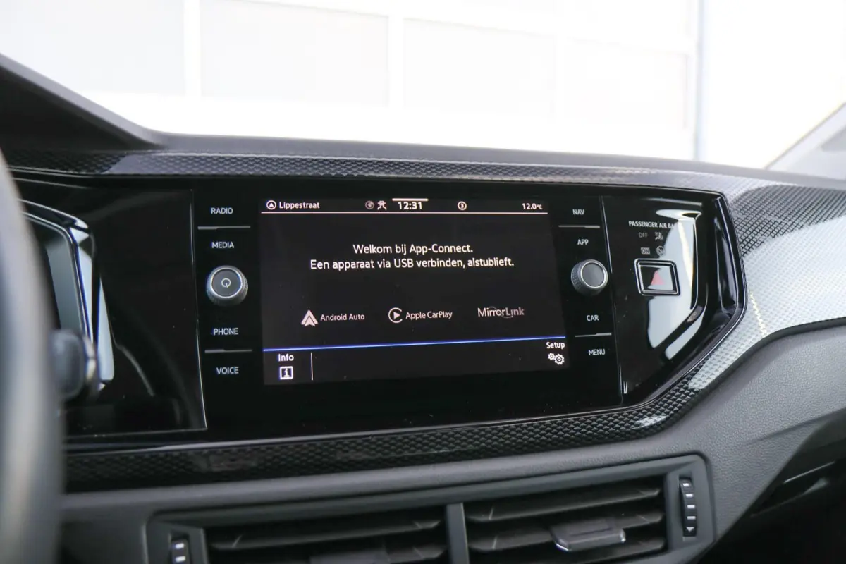 1.0 TSI 95pk Life | Navigatie | App Connect | Cruise Control