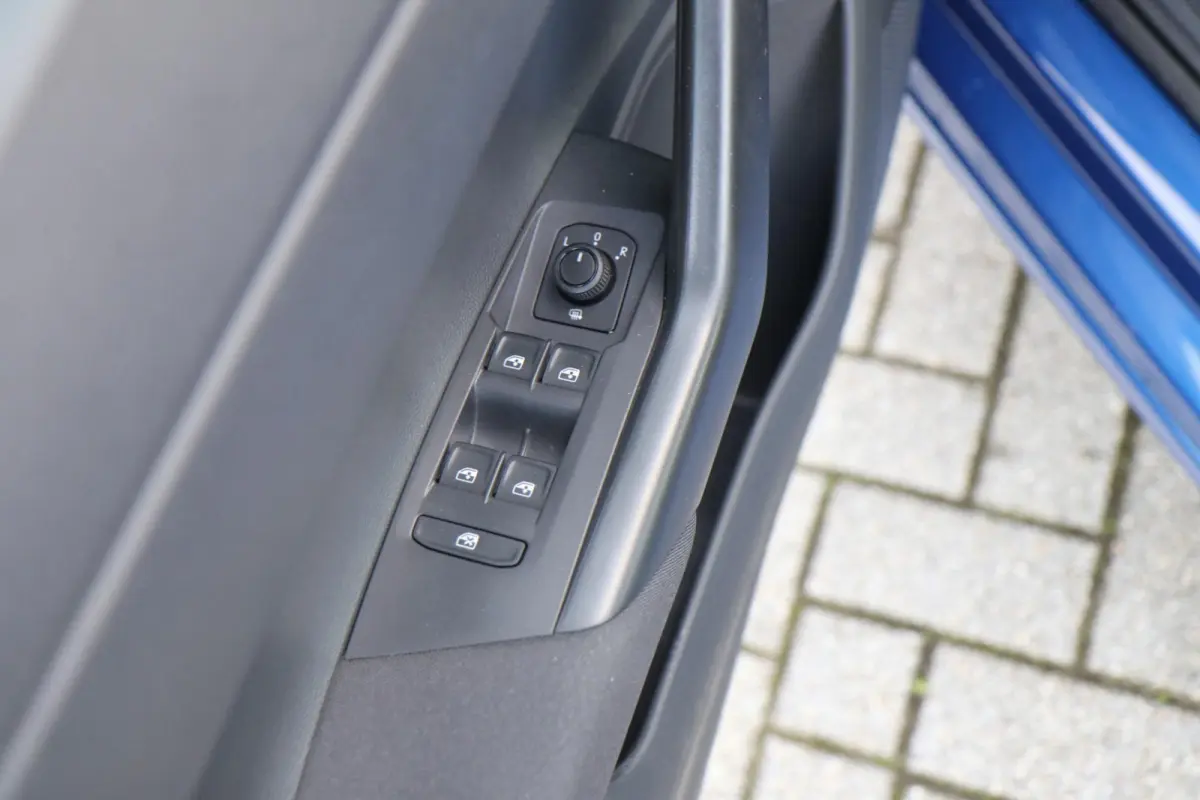 1.0 TSI 95pk Life | Navigatie | App Connect | Cruise Control