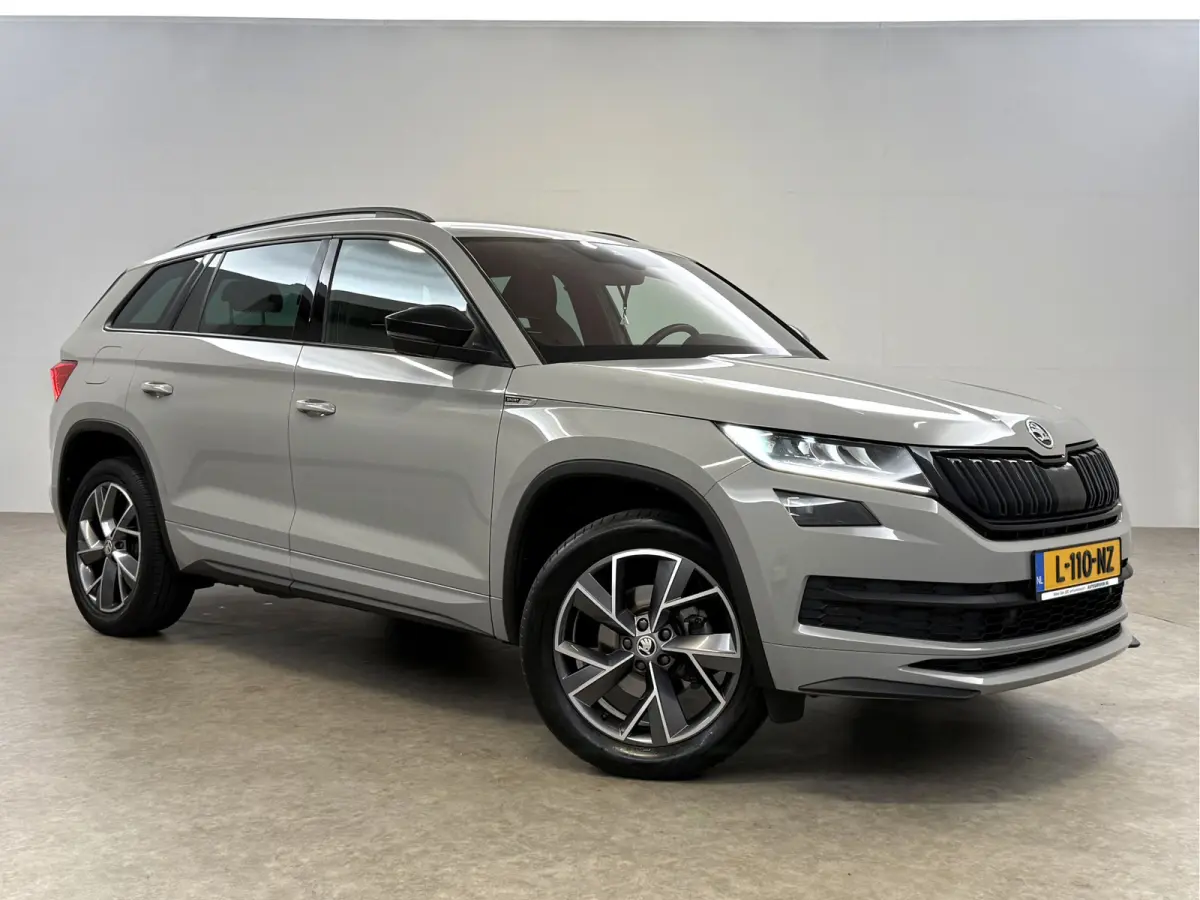 1.5 TSI Sportline | Virtual | Camera | Sfeer | Carplay | Trekhaak | Canton | Memory | Stoel/Stuurverw. | NAP