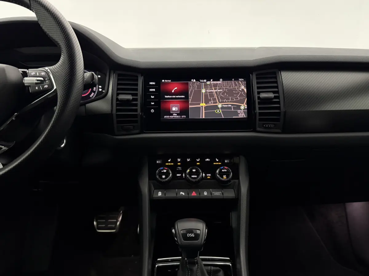 1.5 TSI Sportline | Virtual | Camera | Sfeer | Carplay | Trekhaak | Canton | Memory | Stoel/Stuurverw. | NAP