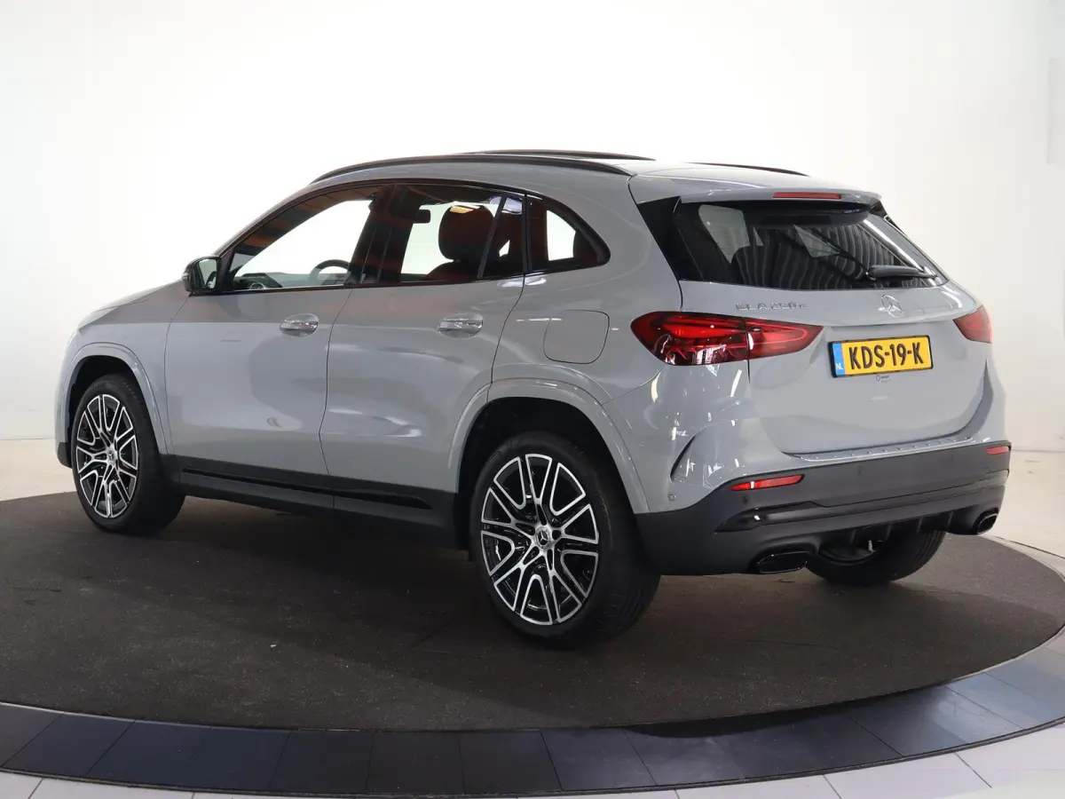 250e Business Solution AMG | Night | AMG Line plus | Panoramaschuifdak | Head-Up | 360 camera | Memory stoelen |