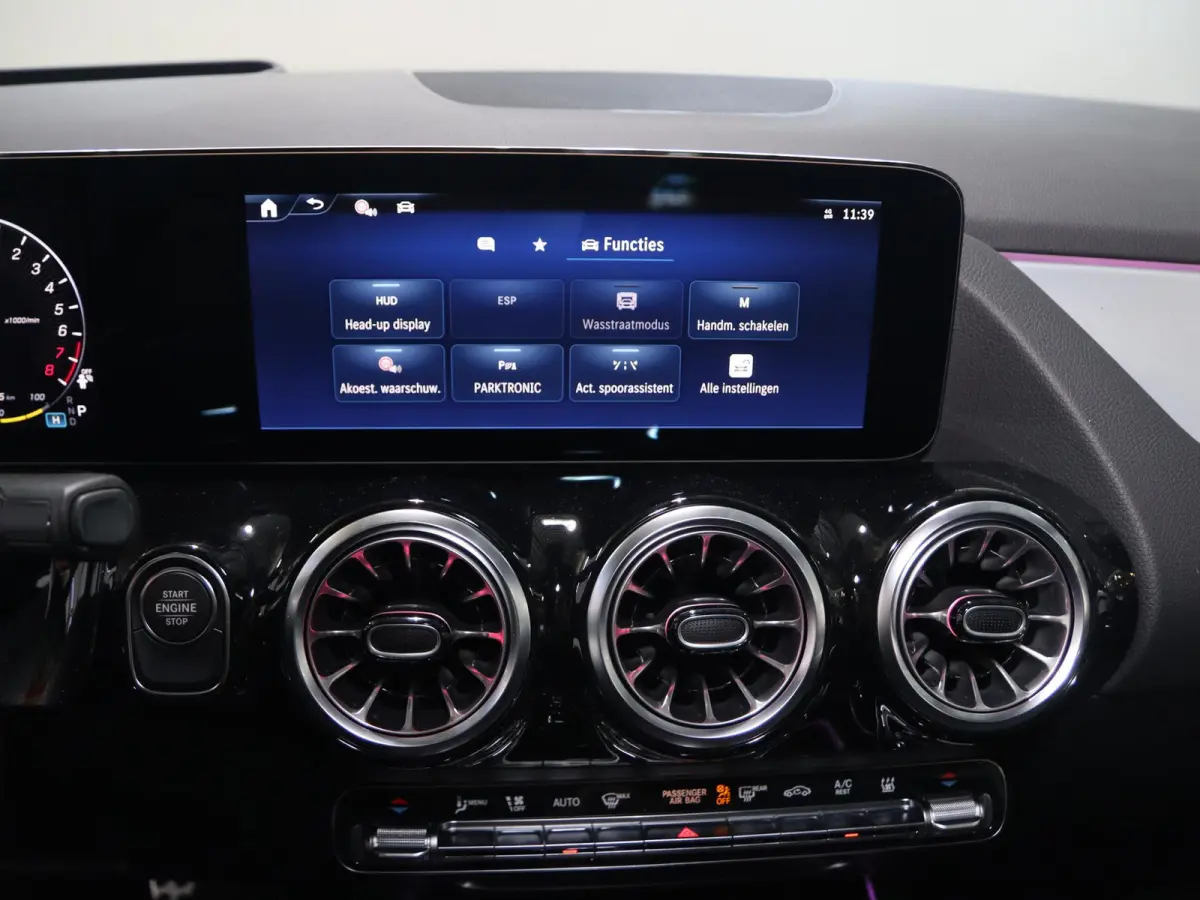 250e Business Solution AMG | Night | AMG Line plus | Panoramaschuifdak | Head-Up | 360 camera | Memory stoelen |