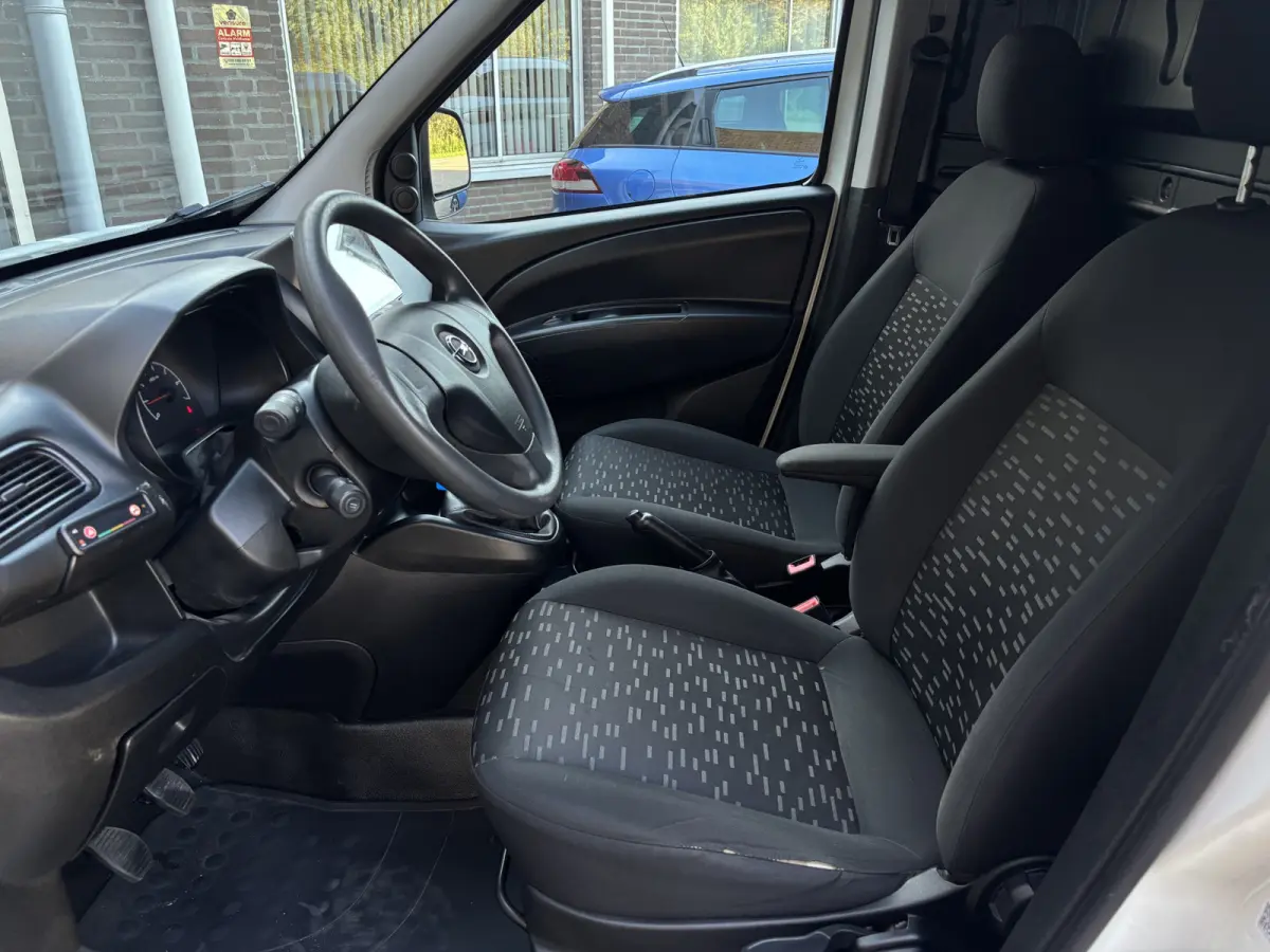 1.3 CDTi L2H1 ecoFLEX Edition Achteruitrijcamera / Apple carplay / Nette auto!