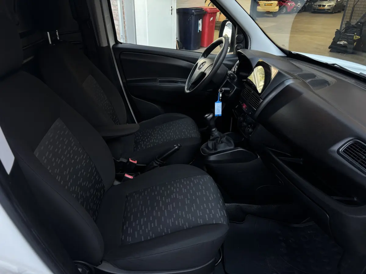 1.3 CDTi L2H1 ecoFLEX Edition Achteruitrijcamera / Apple carplay / Nette auto!