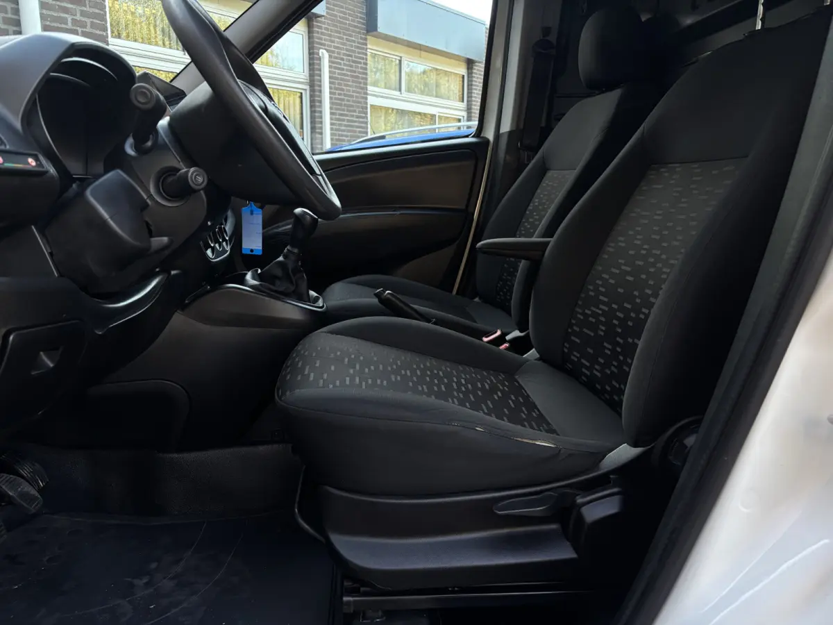 1.3 CDTi L2H1 ecoFLEX Edition Achteruitrijcamera / Apple carplay / Nette auto!