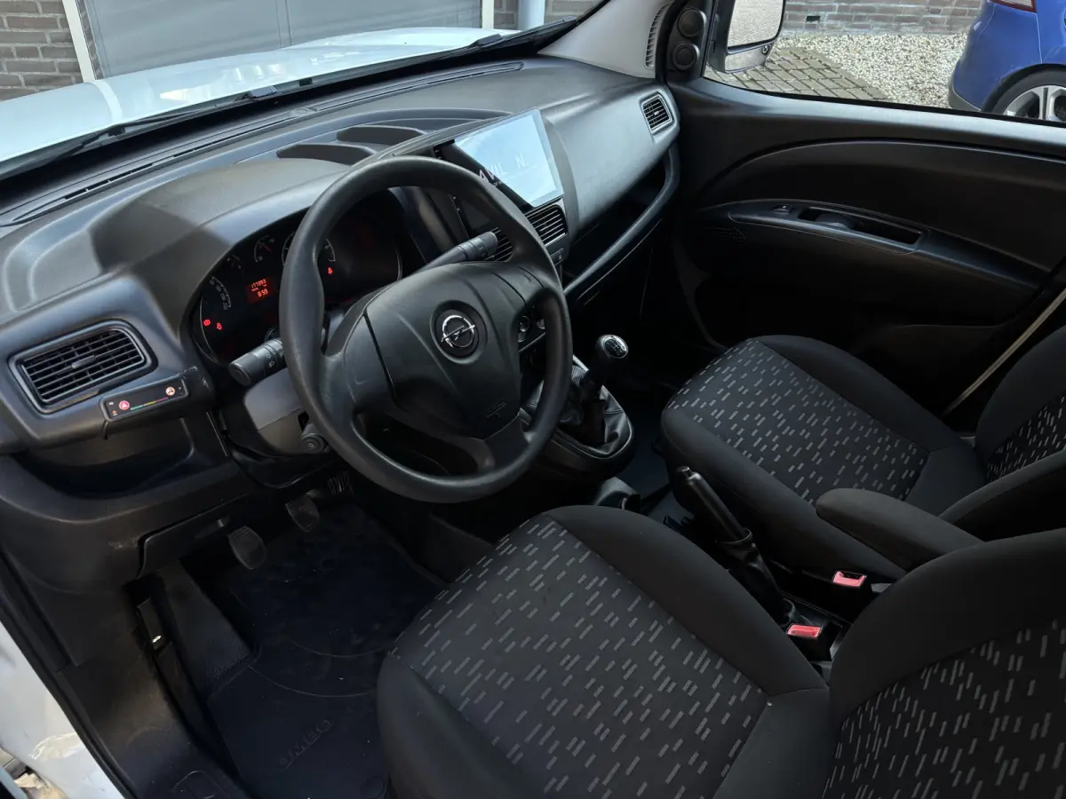 1.3 CDTi L2H1 ecoFLEX Edition Achteruitrijcamera / Apple carplay / Nette auto!
