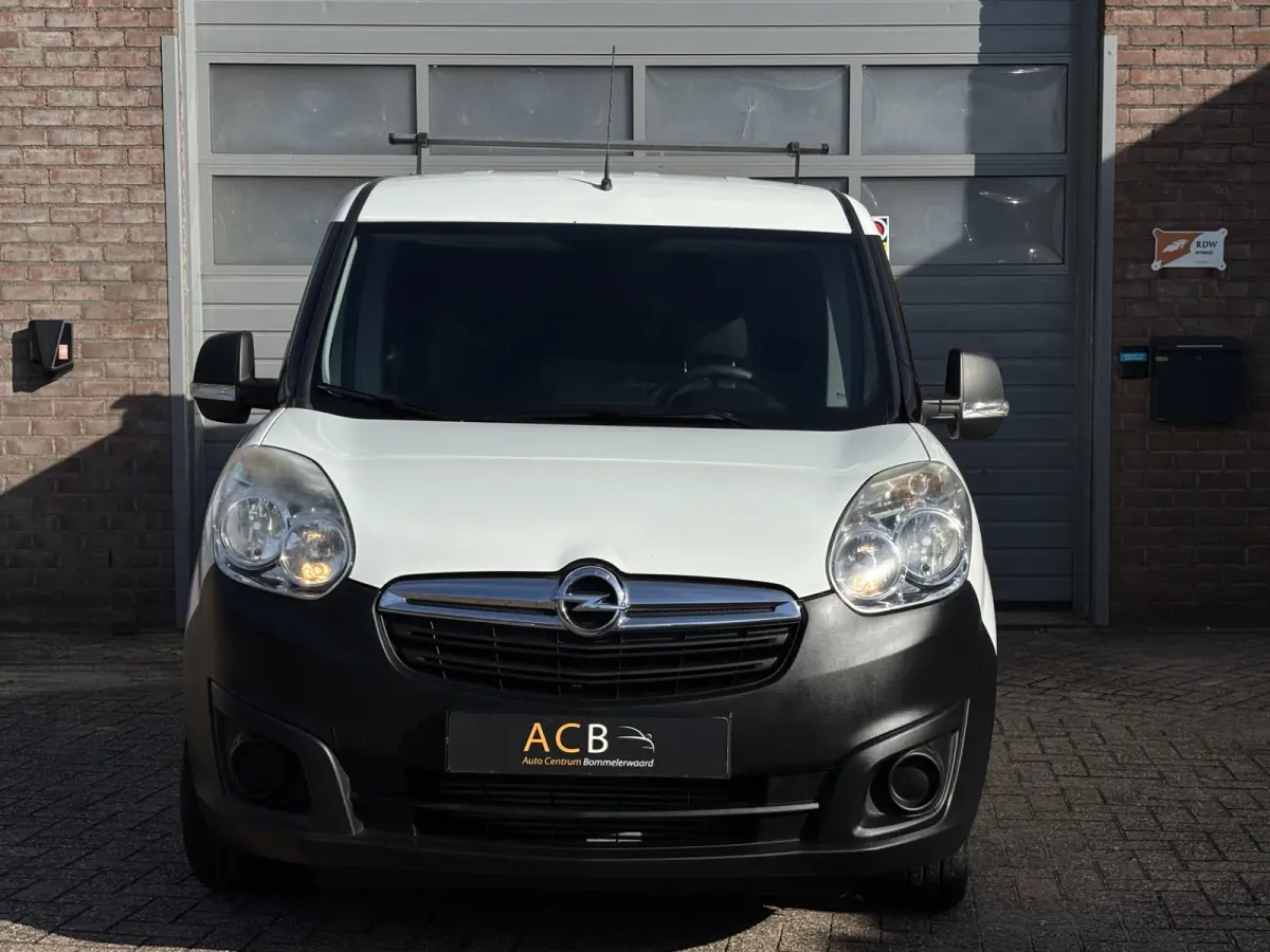 1.3 CDTi L2H1 ecoFLEX Edition Achteruitrijcamera / Apple carplay / Nette auto!