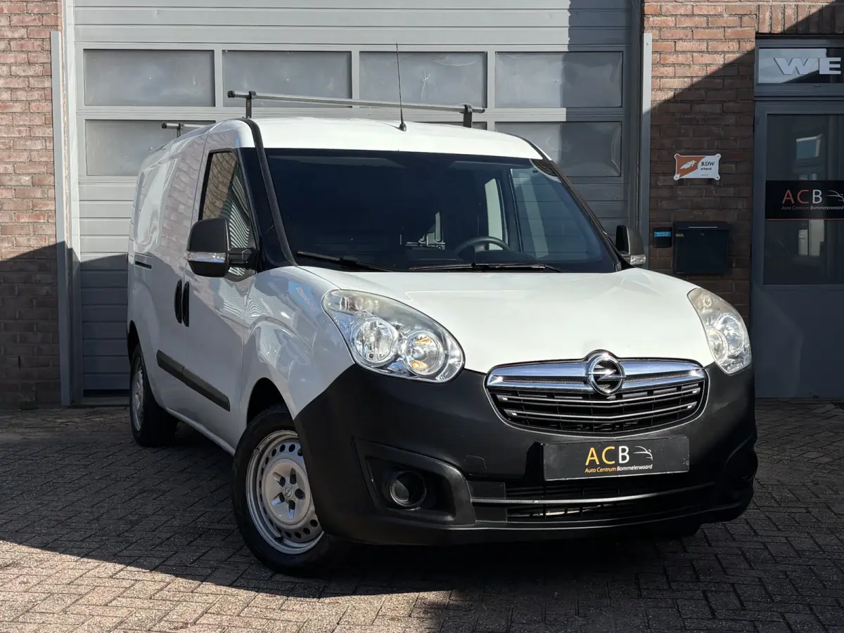 1.3 CDTi L2H1 ecoFLEX Edition Achteruitrijcamera / Apple carplay / Nette auto!