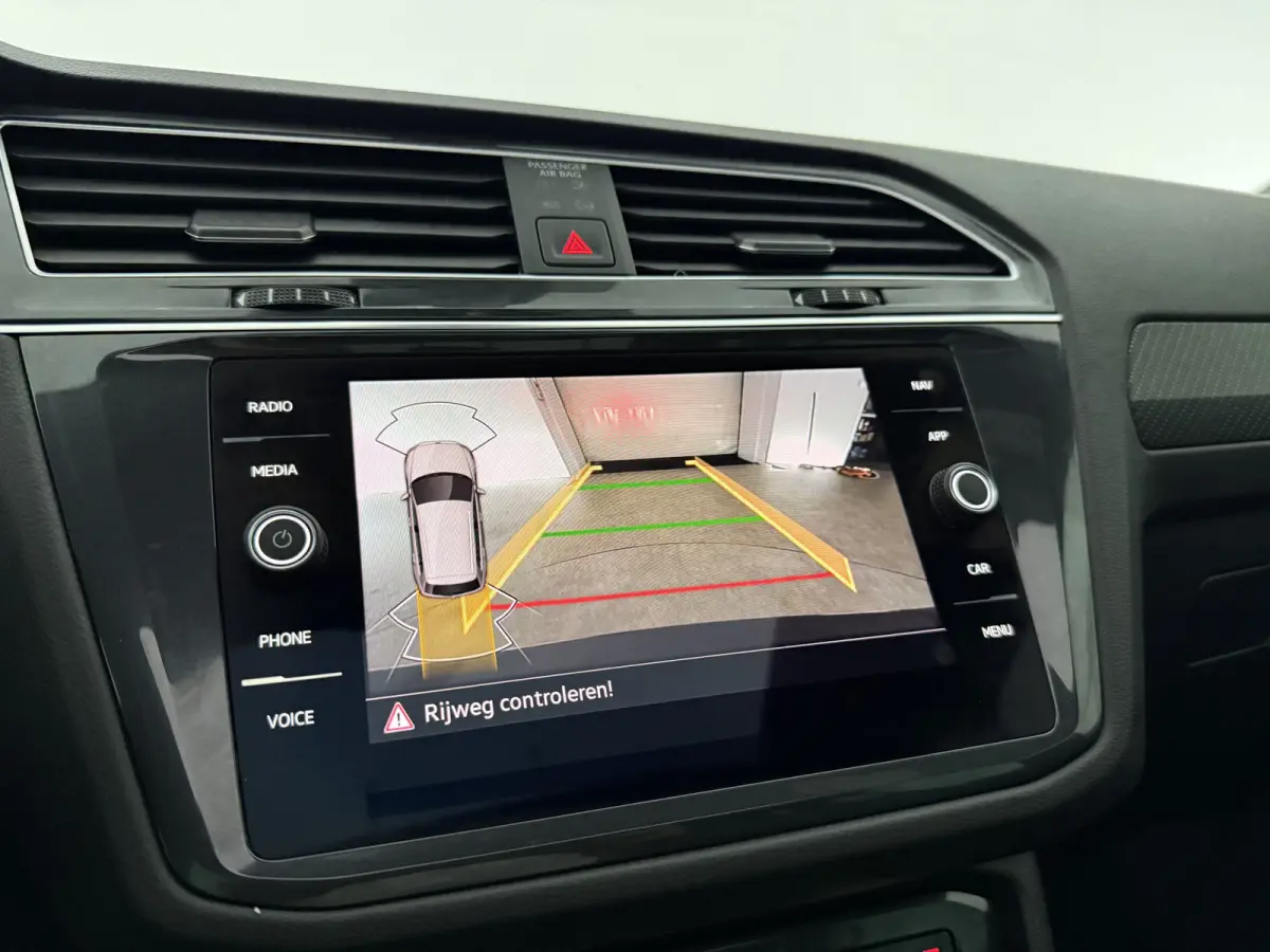 1.4 TSI eHybrid R-Line | Pano | Sfeer | Virtual | Camera | Carplay | Cruise | Stoelverw. | NAP