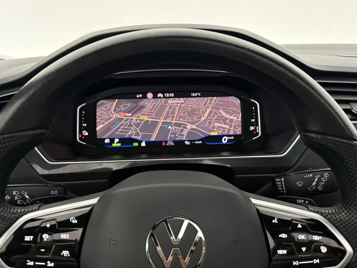 1.4 TSI eHybrid R-Line | Pano | Sfeer | Virtual | Camera | Carplay | Cruise | Stoelverw. | NAP