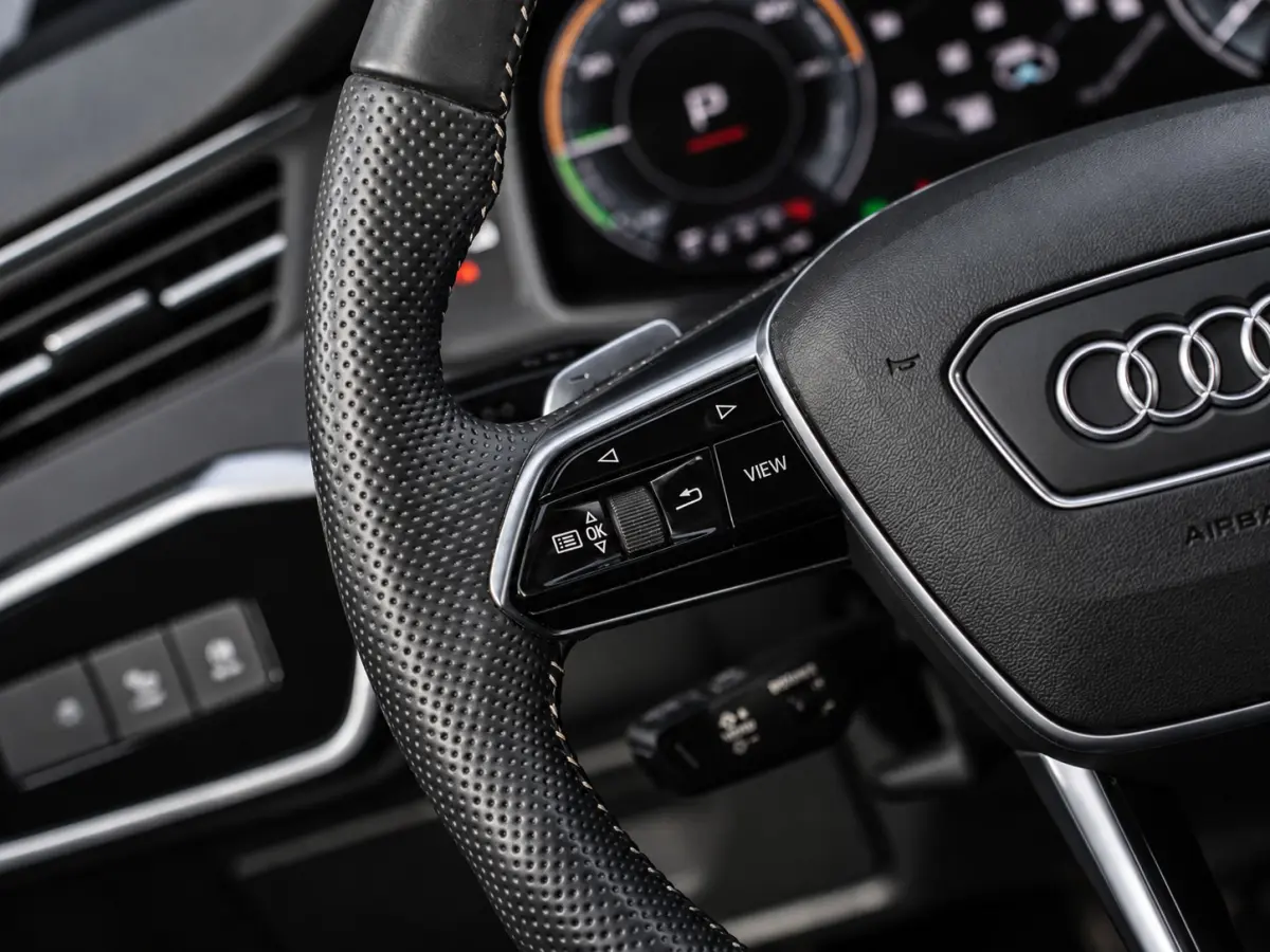 55 TFSI e Quattro Competition|PANO|CAM|APP|ACC