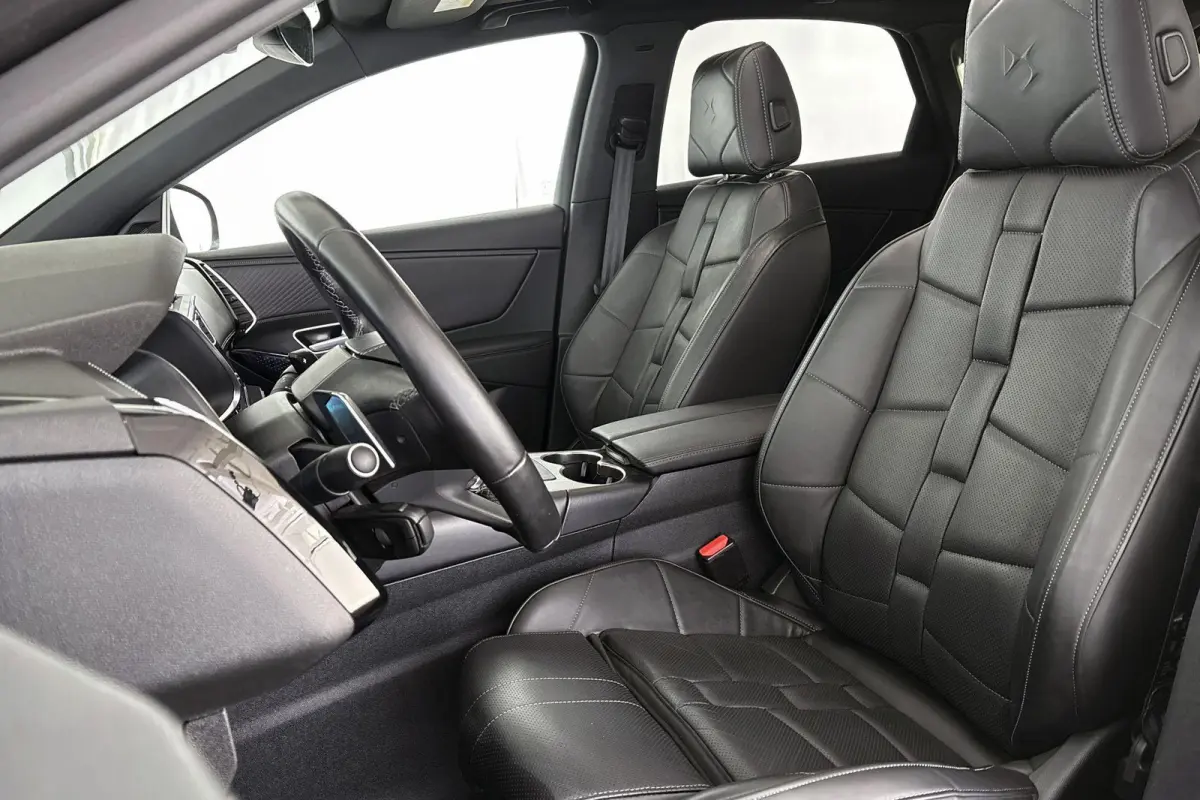 E-Tense 225 Etoile Pano Night Vision Leder Stoelverwarming Keyless