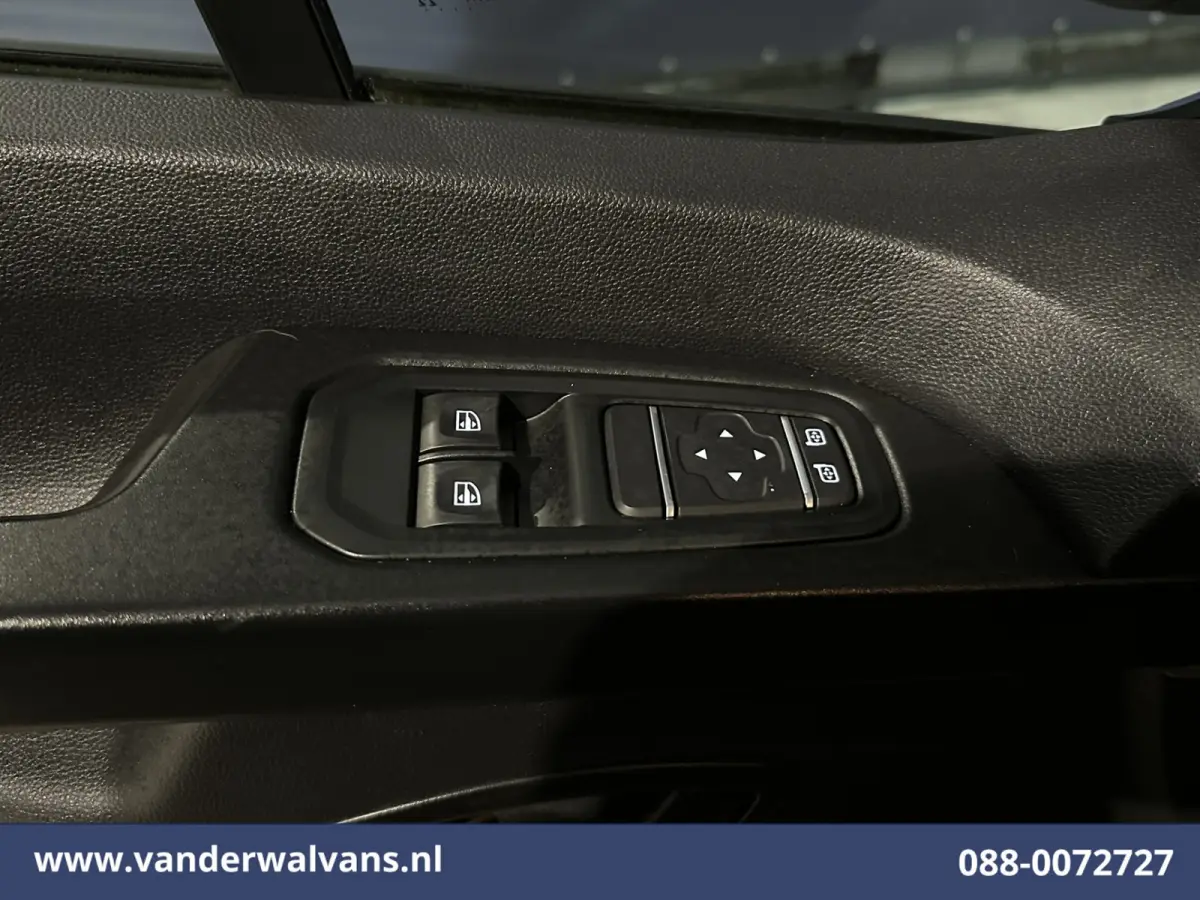 2.0 dCi 130pk L2H1 Euro6 Airco | Imperiaal | LED | Cruisecontrol | Parkeersensoren Bijrijdersbank