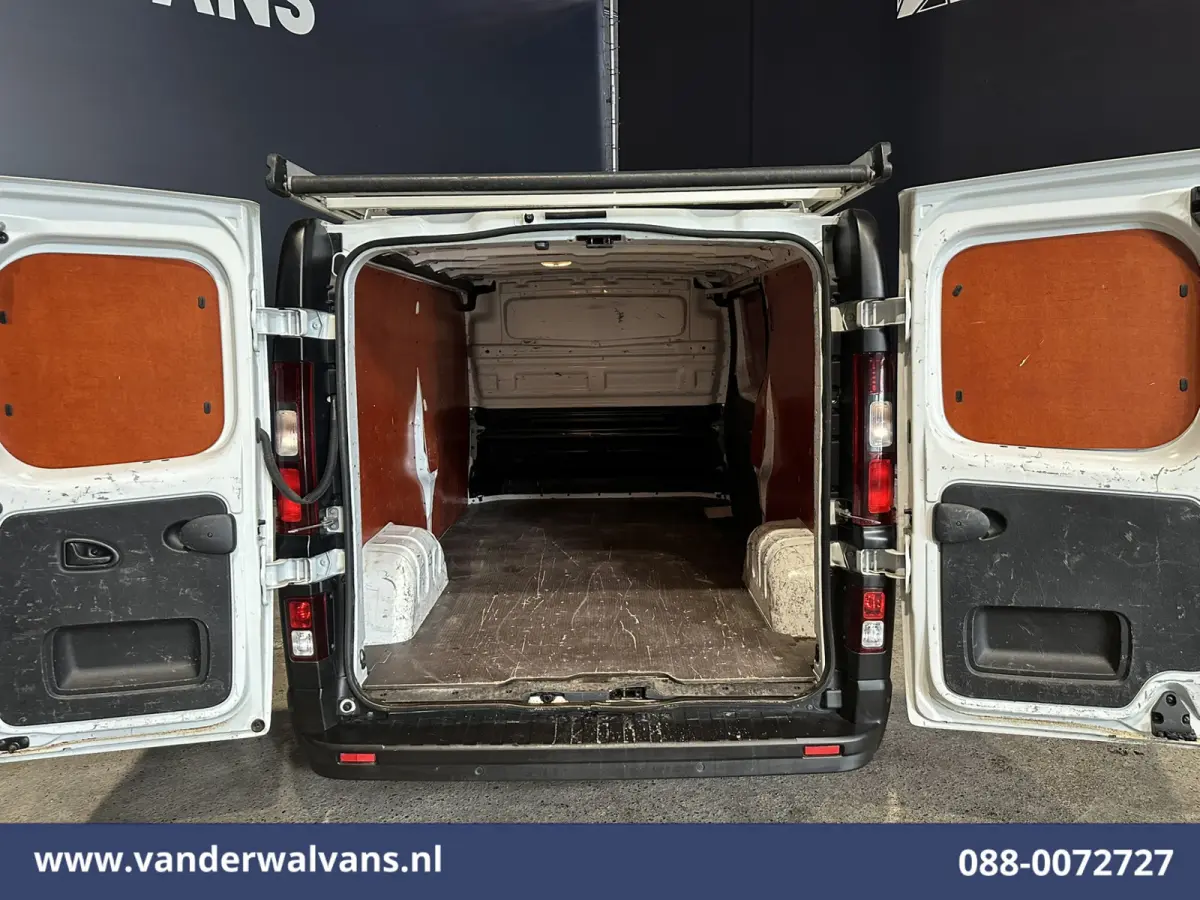 2.0 dCi 130pk L2H1 Euro6 Airco | Imperiaal | LED | Cruisecontrol | Parkeersensoren Bijrijdersbank