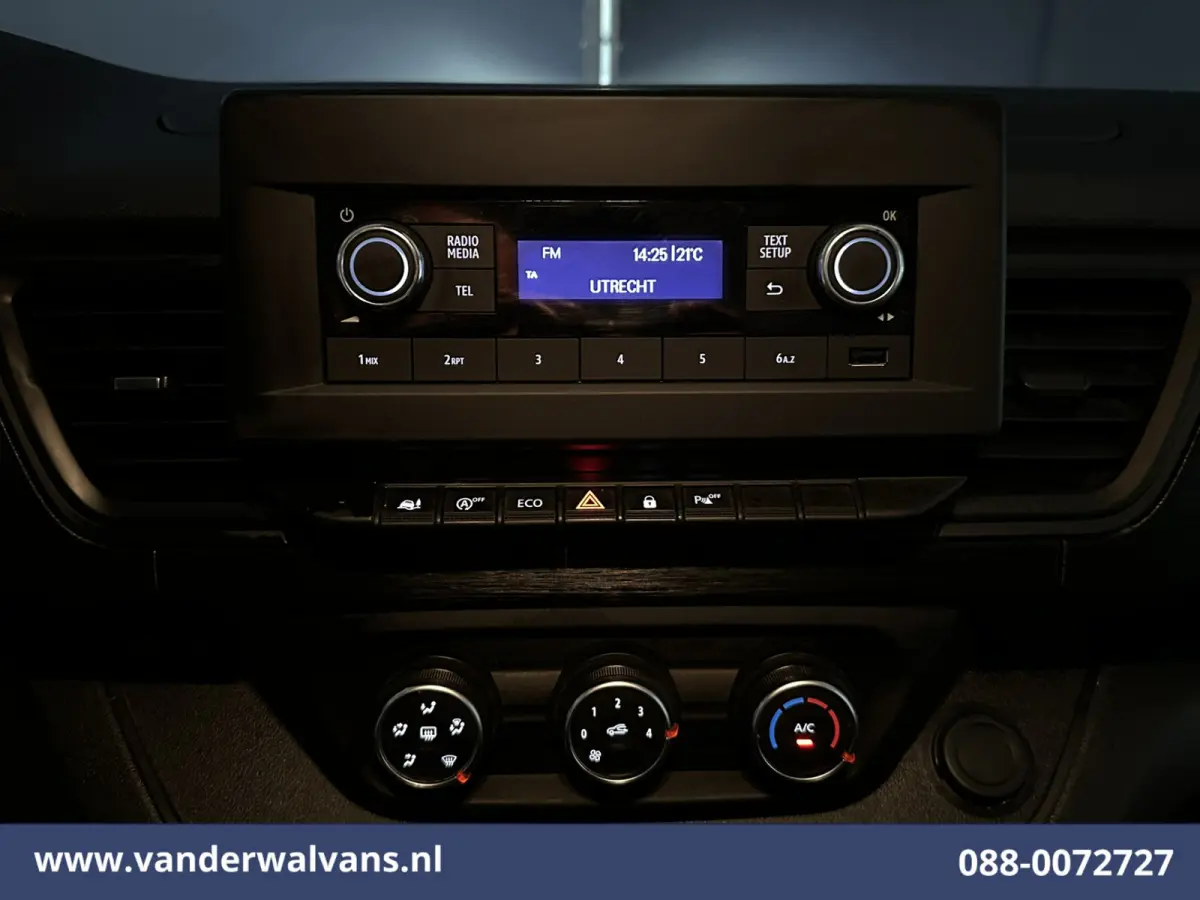 2.0 dCi 130pk L2H1 Euro6 Airco | Imperiaal | LED | Cruisecontrol | Parkeersensoren Bijrijdersbank