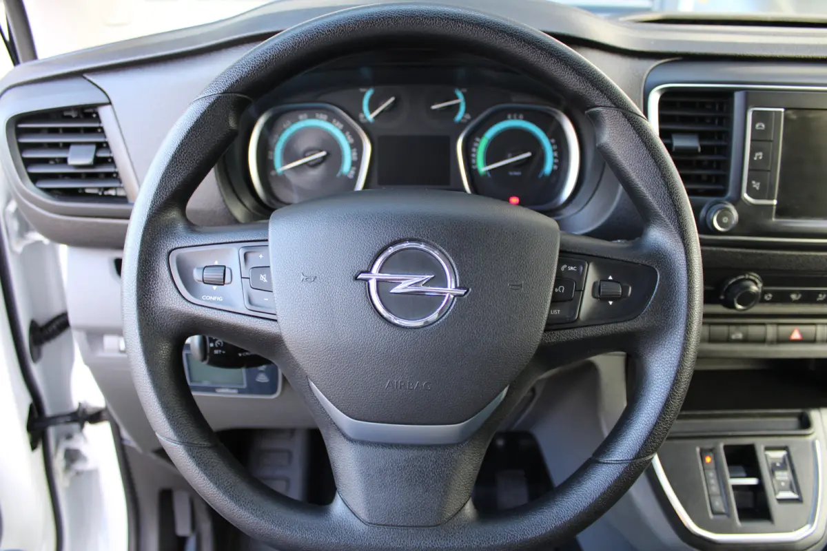 L2 50 kWh | CAMERA | NAVI | BETIMMERING | APPLE CARPLAY/ANDROID AUTO | SENSOREN VOOR/ACHTER |