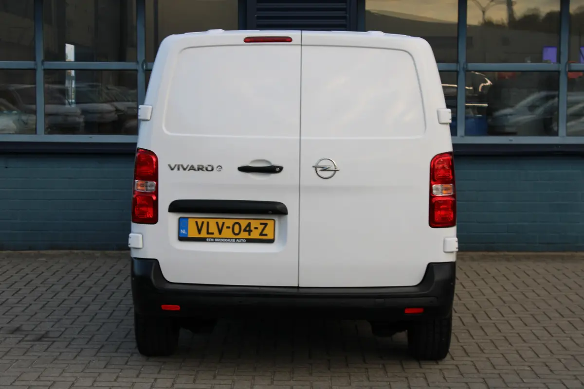 L2 50 kWh | CAMERA | NAVI | BETIMMERING | APPLE CARPLAY/ANDROID AUTO | SENSOREN VOOR/ACHTER |