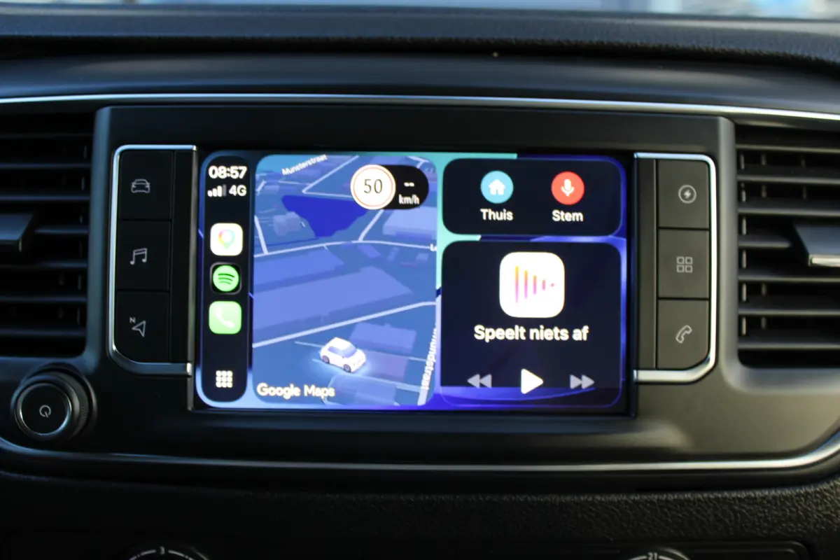 L2 50 kWh | CAMERA | NAVI | BETIMMERING | APPLE CARPLAY/ANDROID AUTO | SENSOREN VOOR/ACHTER |