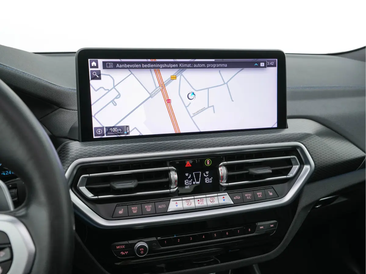 xDrive30e Business Edition Plus M-Sportpack (Plug-in) (INCL.BTW) Aut. *PANO | LEATHER | FULL-LED | HARMAN/KARDON | BLIND-SPOT | HEATED-SPORTSEATS | DIGI-COCKPIT | CAMERA | NAVI-FULLMAP | DAB