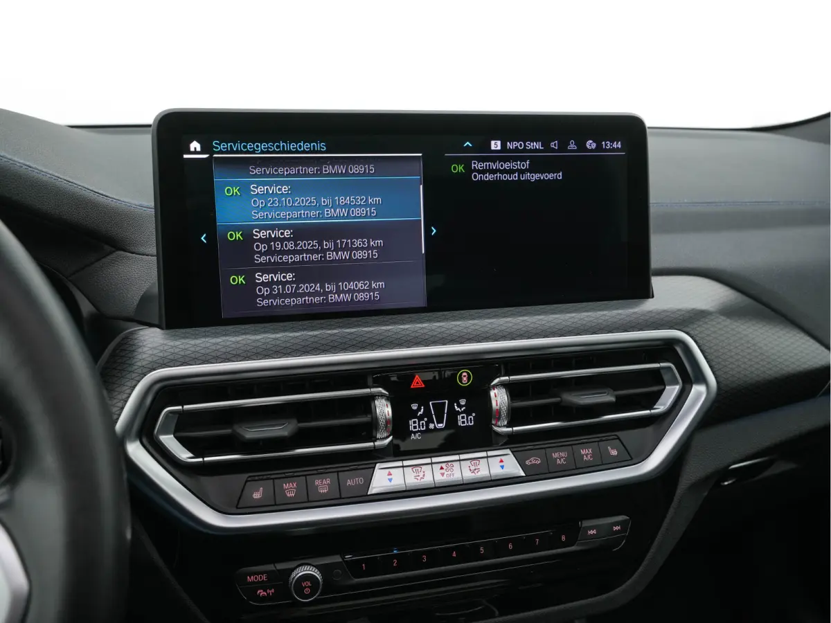xDrive30e Business Edition Plus M-Sportpack (Plug-in) (INCL.BTW) Aut. *PANO | LEATHER | FULL-LED | HARMAN/KARDON | BLIND-SPOT | HEATED-SPORTSEATS | DIGI-COCKPIT | CAMERA | NAVI-FULLMAP | DAB