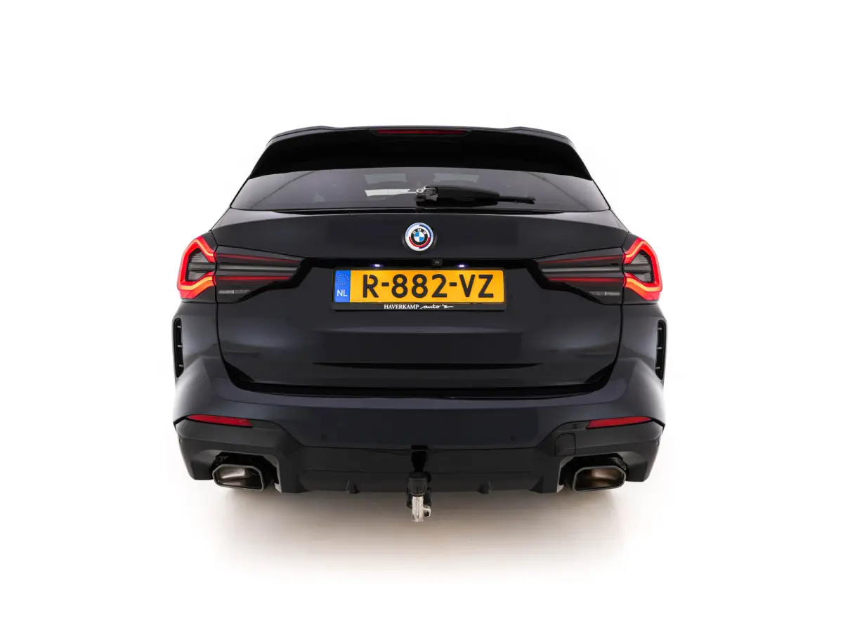 xDrive30e Business Edition Plus M-Sportpack (Plug-in) (INCL.BTW) Aut. *PANO | LEATHER | FULL-LED | HARMAN/KARDON | BLIND-SPOT | HEATED-SPORTSEATS | DIGI-COCKPIT | CAMERA | NAVI-FULLMAP | DAB