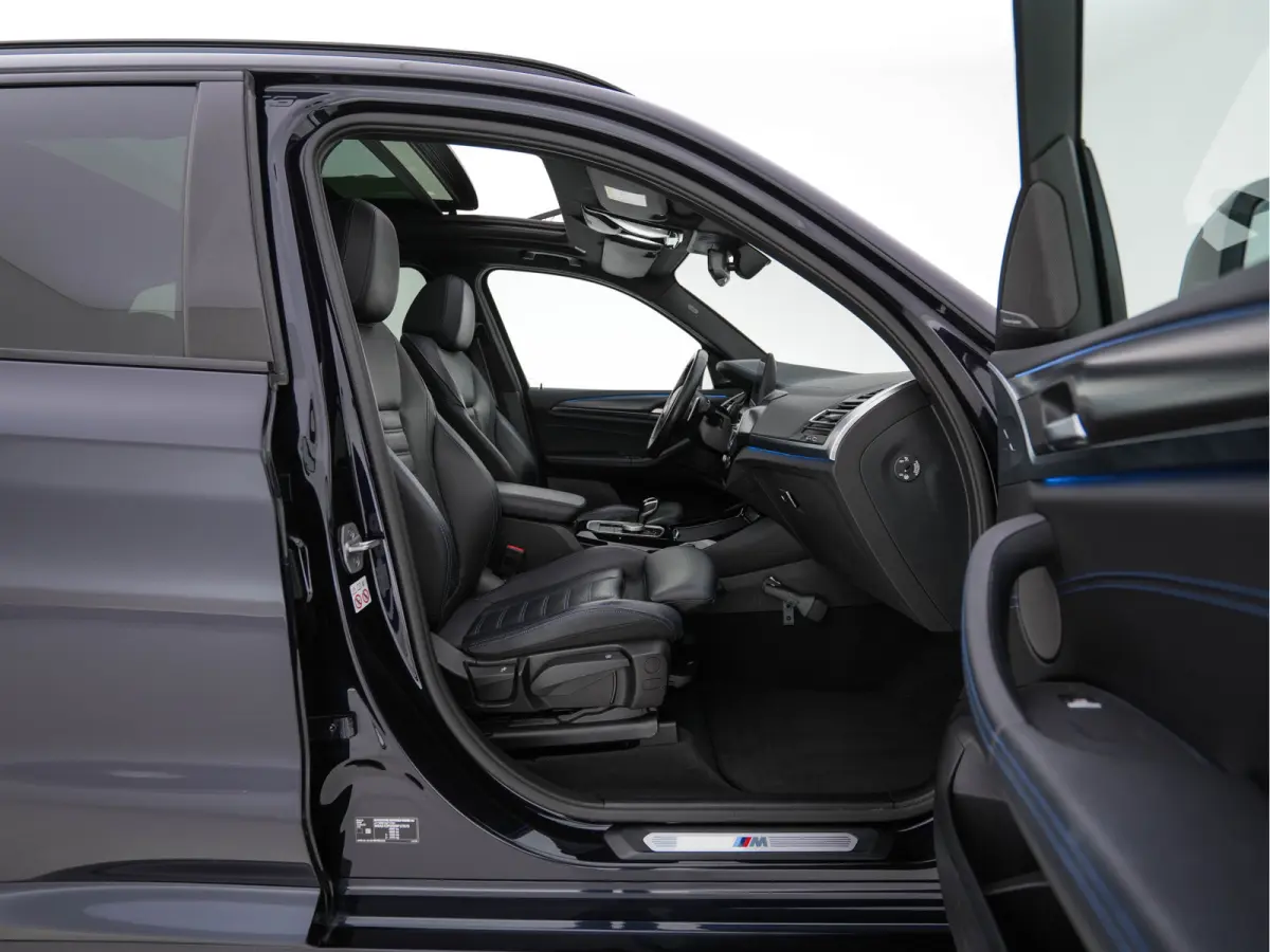 xDrive30e Business Edition Plus M-Sportpack (Plug-in) (INCL.BTW) Aut. *PANO | LEATHER | FULL-LED | HARMAN/KARDON | BLIND-SPOT | HEATED-SPORTSEATS | DIGI-COCKPIT | CAMERA | NAVI-FULLMAP | DAB