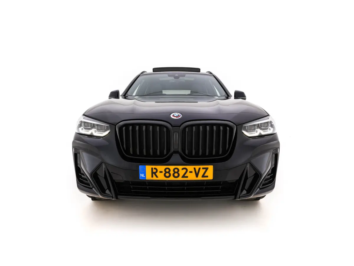 xDrive30e Business Edition Plus M-Sportpack (Plug-in) (INCL.BTW) Aut. *PANO | LEATHER | FULL-LED | HARMAN/KARDON | BLIND-SPOT | HEATED-SPORTSEATS | DIGI-COCKPIT | CAMERA | NAVI-FULLMAP | DAB
