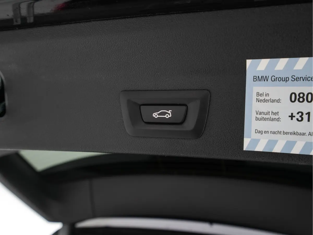 xDrive30e Business Edition Plus M-Sportpack (Plug-in) (INCL.BTW) Aut. *PANO | LEATHER | FULL-LED | HARMAN/KARDON | BLIND-SPOT | HEATED-SPORTSEATS | DIGI-COCKPIT | CAMERA | NAVI-FULLMAP | DAB