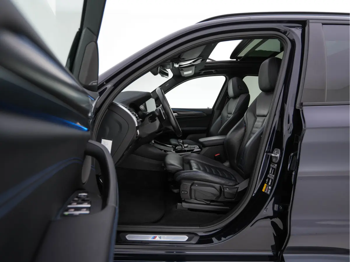 xDrive30e Business Edition Plus M-Sportpack (Plug-in) (INCL.BTW) Aut. *PANO | LEATHER | FULL-LED | HARMAN/KARDON | BLIND-SPOT | HEATED-SPORTSEATS | DIGI-COCKPIT | CAMERA | NAVI-FULLMAP | DAB