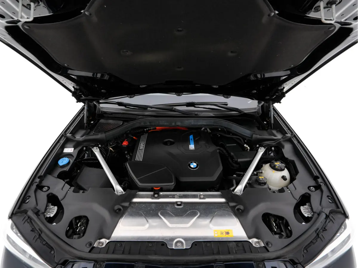 xDrive30e Business Edition Plus M-Sportpack (Plug-in) (INCL.BTW) Aut. *PANO | LEATHER | FULL-LED | HARMAN/KARDON | BLIND-SPOT | HEATED-SPORTSEATS | DIGI-COCKPIT | CAMERA | NAVI-FULLMAP | DAB