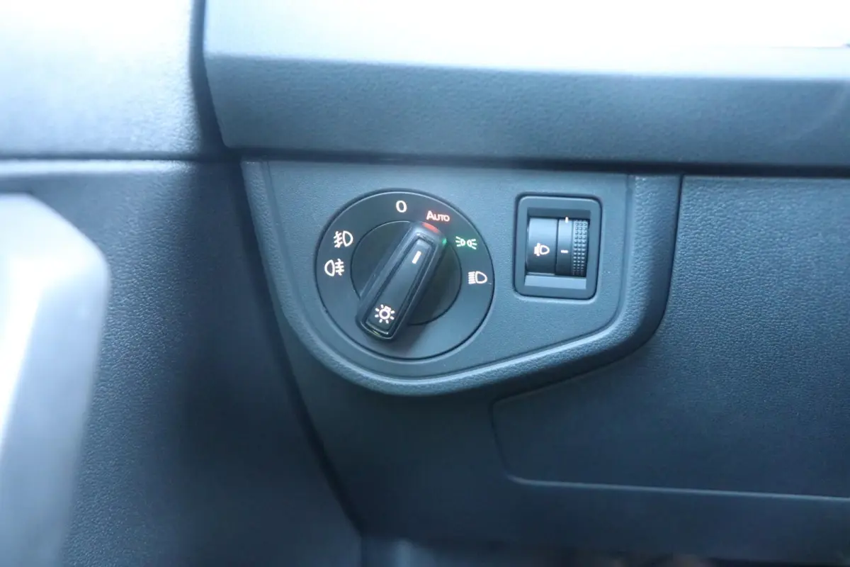1.0 TSI 115pk DSG Goal | Navigatie | Trekhaak | Stoelverwarming | Clima | Achteruitrijcamera | App Connect