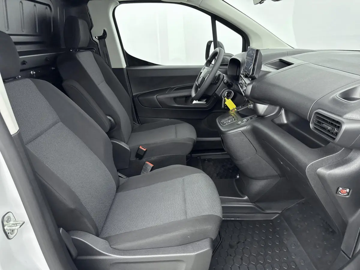 136pk L2 50 kWh | Accu 99% | Airco | Parkeersenoren | Camera | Cruise Control | Vloerplaat | Dodehoekbewaking