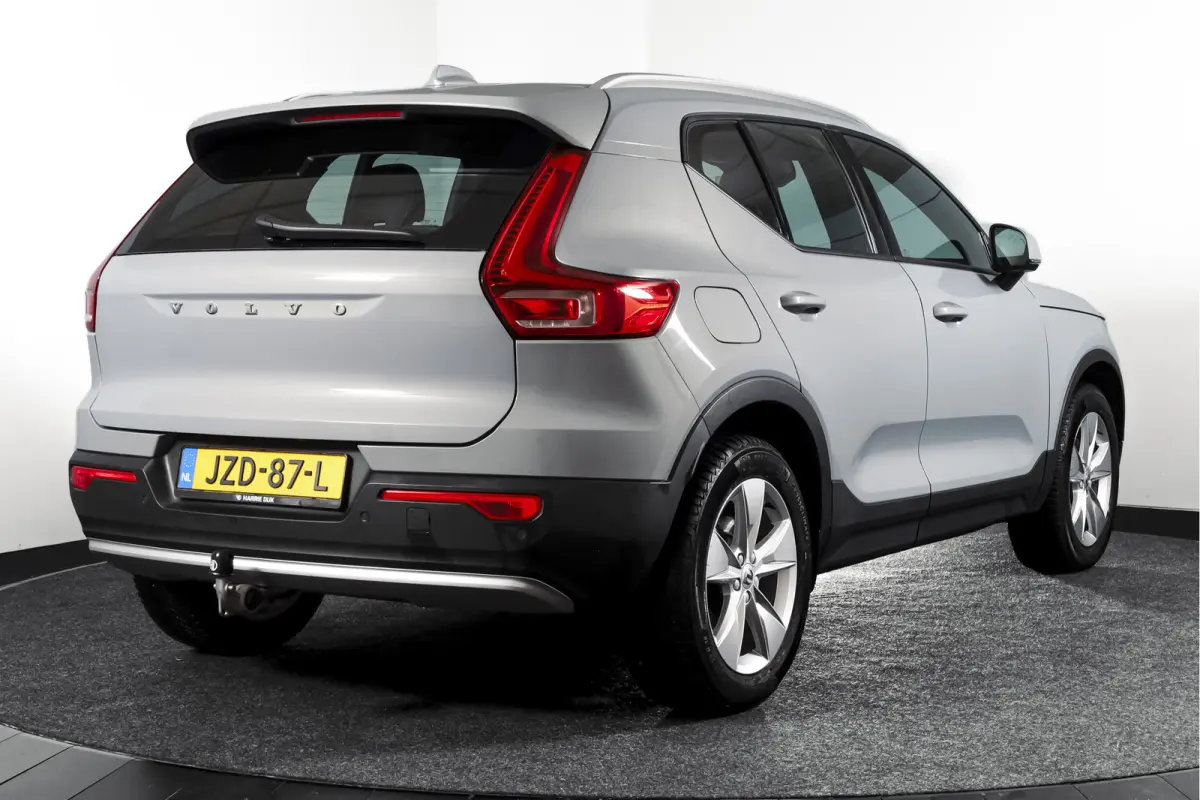 2.0 B3 165 PK Core | Elek. Trekhaak  | Adapt. Cruise | Stoel-+Stuurverw. | Camera | NAV + Carplay | ECC | LM 18" |