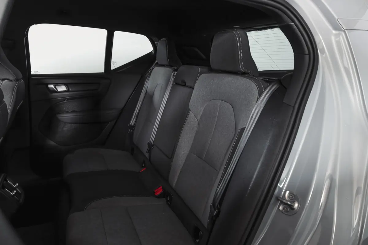 2.0 B3 165 PK Core | Elek. Trekhaak  | Adapt. Cruise | Stoel-+Stuurverw. | Camera | NAV + Carplay | ECC | LM 18" |
