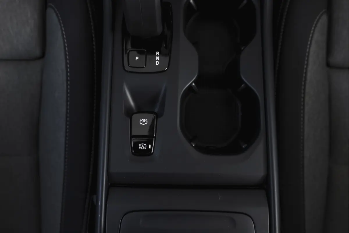 2.0 B3 165 PK Core | Elek. Trekhaak  | Adapt. Cruise | Stoel-+Stuurverw. | Camera | NAV + Carplay | ECC | LM 18" |