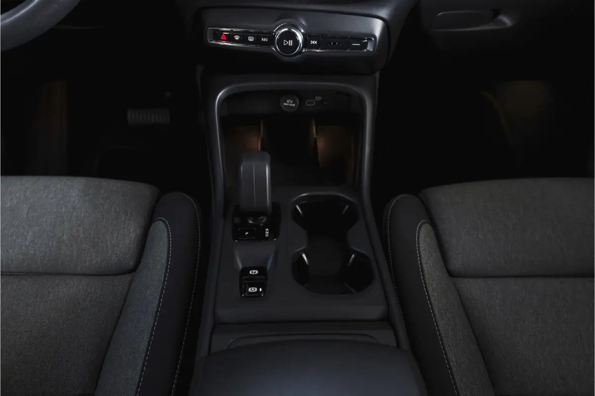 2.0 B3 165 PK Core | Elek. Trekhaak  | Adapt. Cruise | Stoel-+Stuurverw. | Camera | NAV + Carplay | ECC | LM 18" |